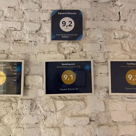 Square 20 *