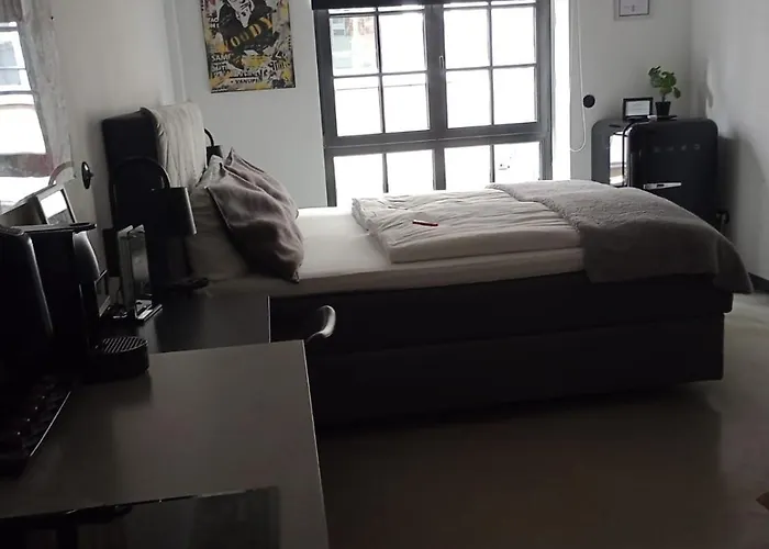 Square 20 * デュッセルドルフ