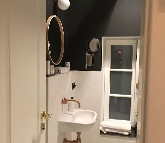 Square 20 アパート