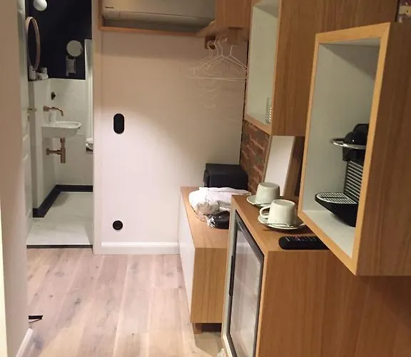 Square 20 * デュッセルドルフ