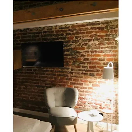 Square 20 Дюссельдорф