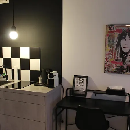 Square 20 Дюссельдорф