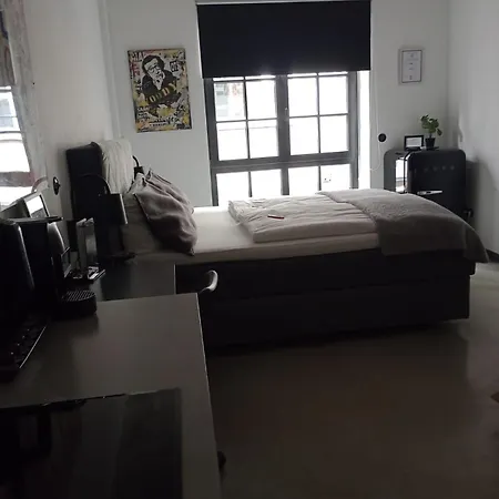 Square 20 * Дюссельдорф