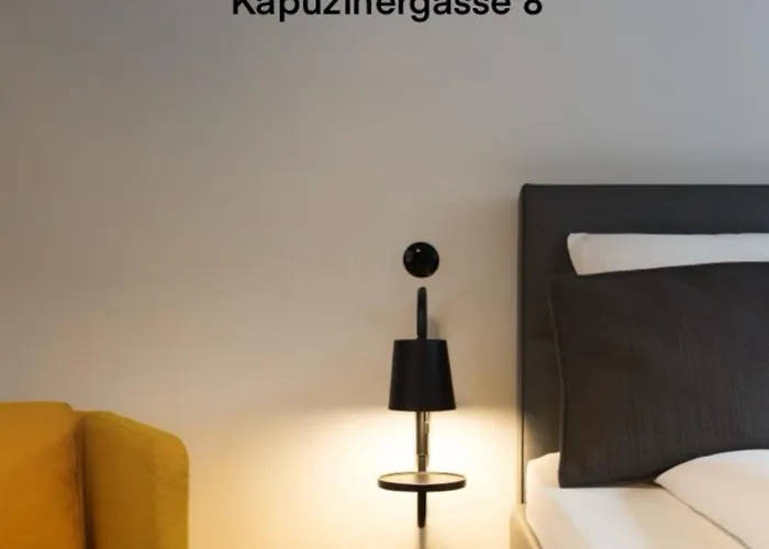 Square 20 *