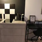Apartamento Square 20 *